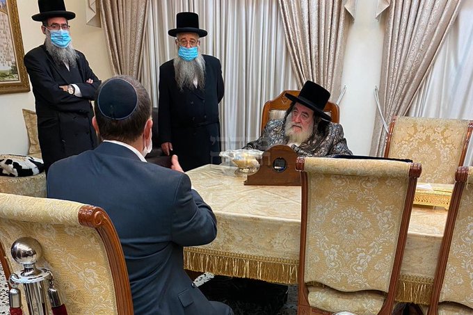 Vizhnitz Rebbe Tells Health Minister: ‘It’s A Torah Commandment To Wear Mask’ 1
