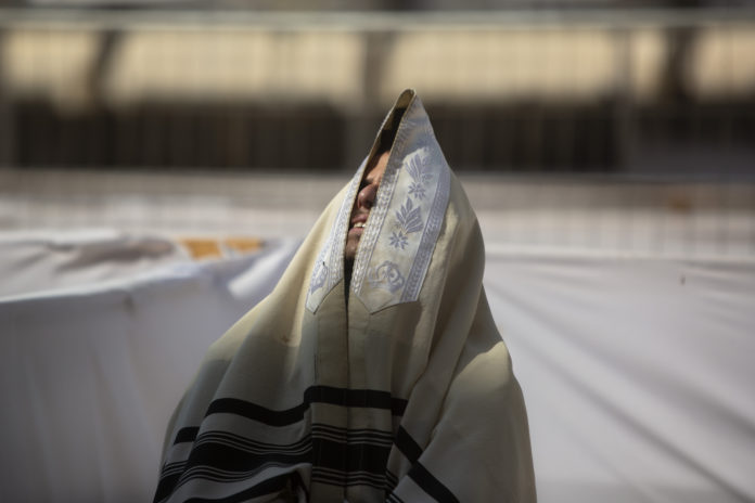 Under Lockdown, Israel Faces Bitter Start Of Jewish New Year 1