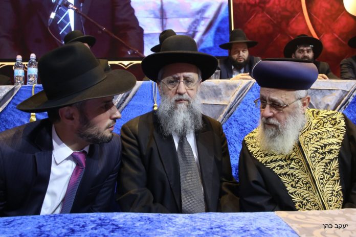 Rabbi David Yosef, Son of Rabbi Ovadia: "Close All Shuls Immediately, Even On Yom Kippur" 1