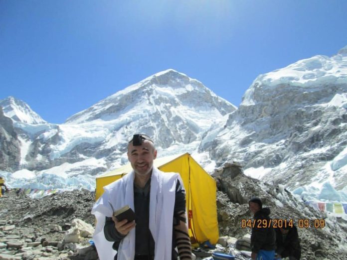 Jewish Harvard Medical School Professor Dies While Climbing In Pakistan’s Mountains 1