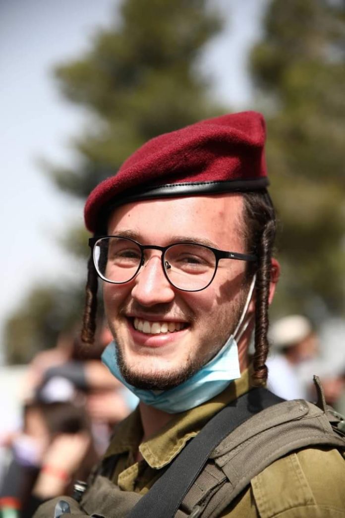 Watch: Chareidi Paratroopers Train In Yiddish 1